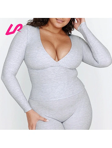long sleeve v neck tee